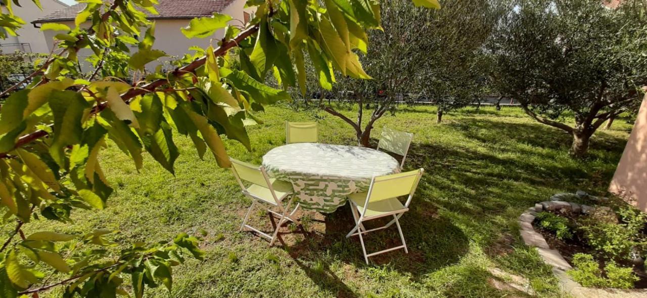 Dani Apartman Zára Kültér fotó