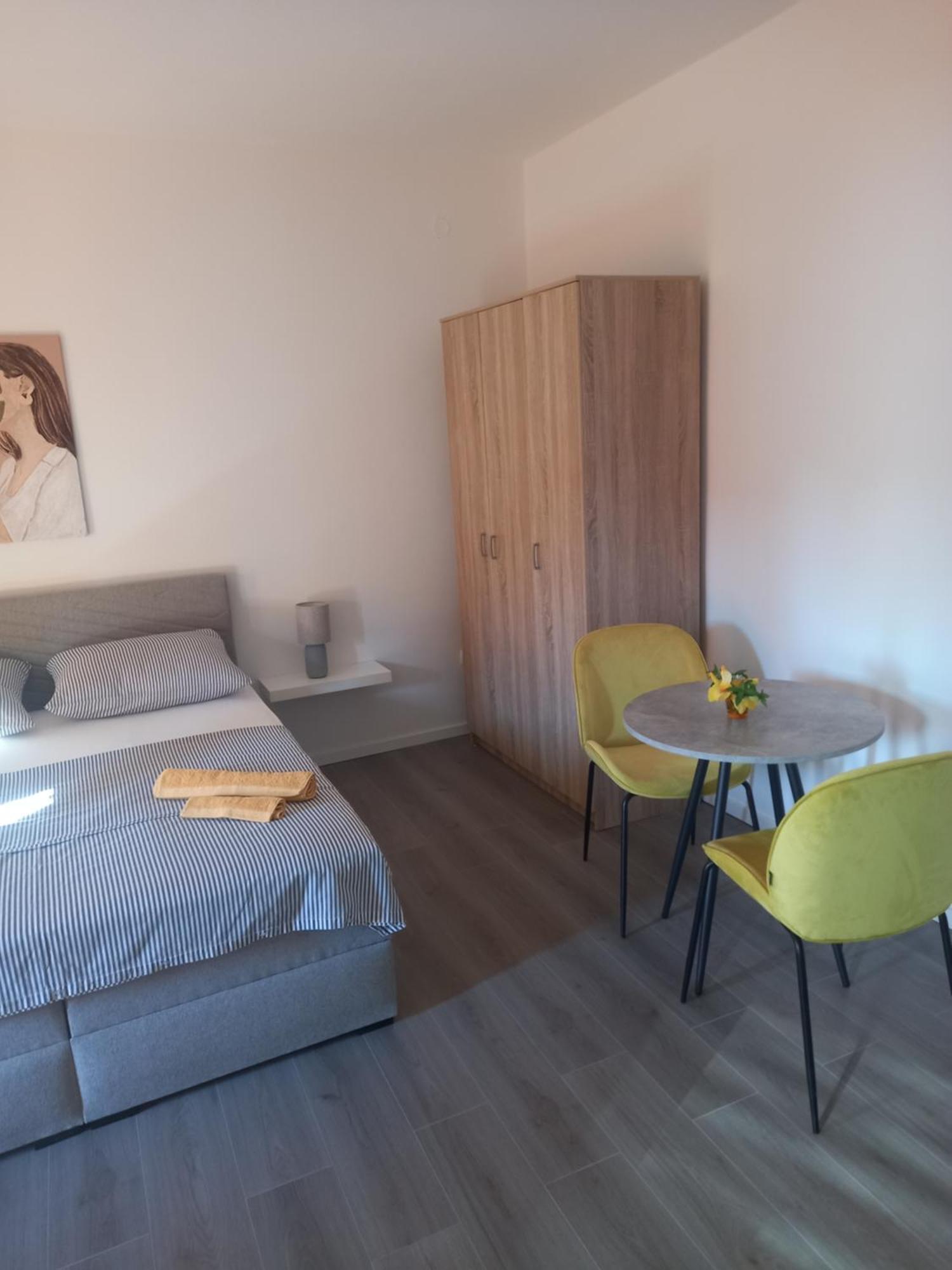 Dani Apartman Zára Szoba fotó