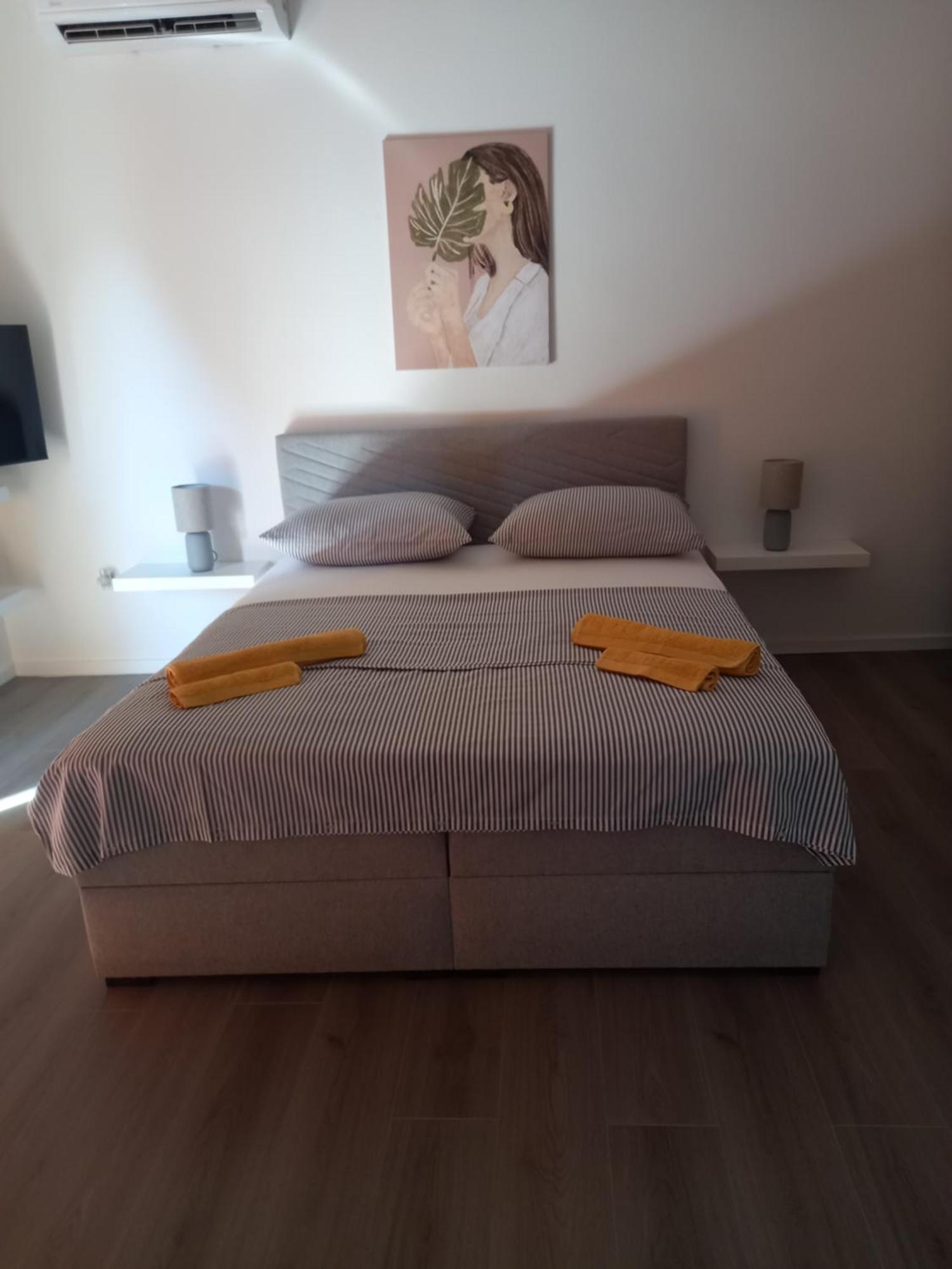 Dani Apartman Zára Szoba fotó