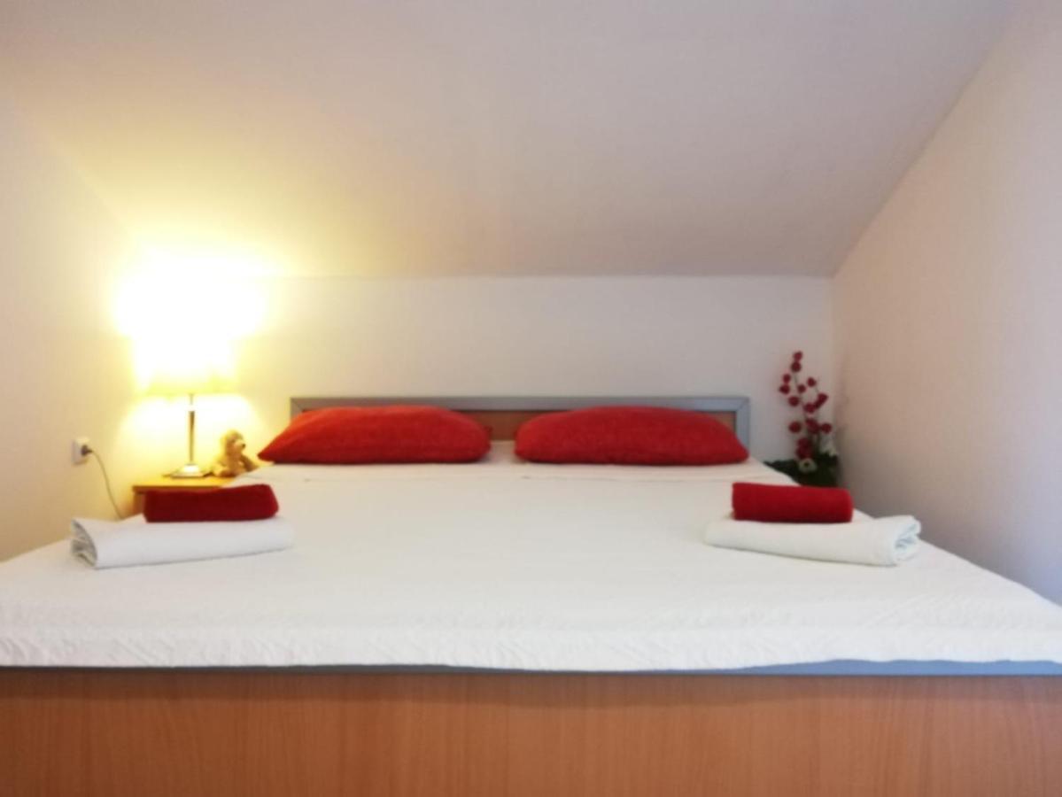Dani Apartman Zára Kültér fotó